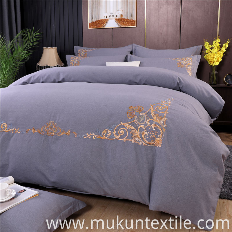 Embroidery bedding set 